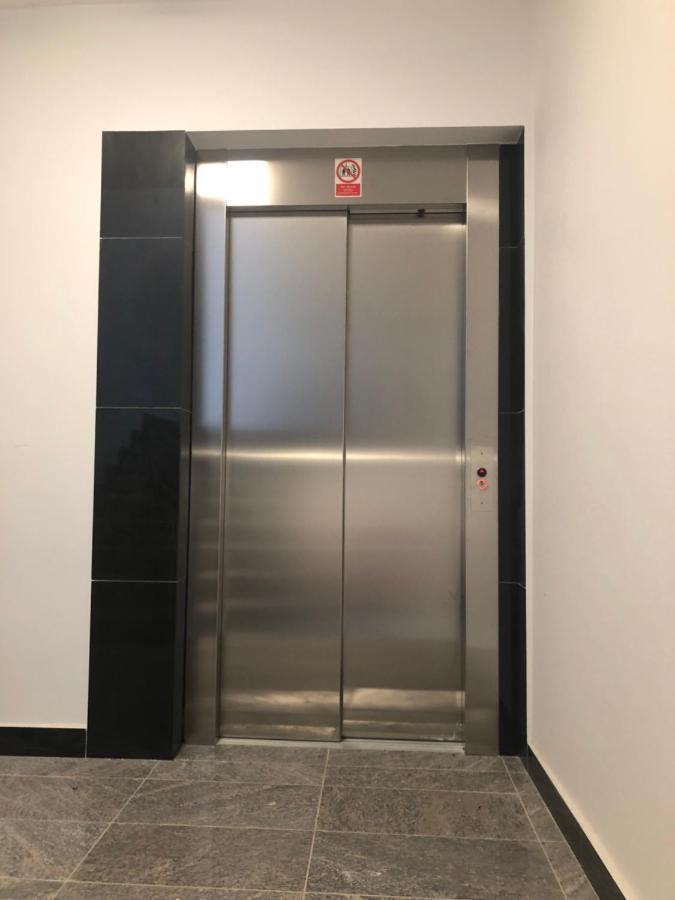 Klimatyzowany Apartament Wenecja Z Garazem Podziemnym Келце Екстериор снимка